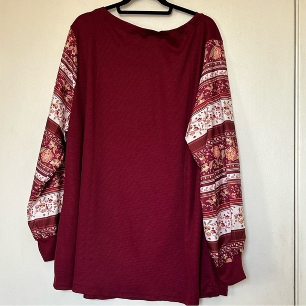BloomChic NWT Boho Print Patchwork Crew Neck Sweatshirt- Size 26 - Picture 4 of 15